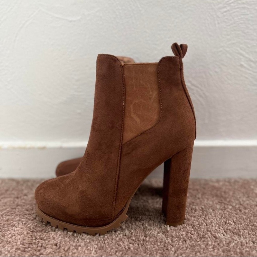 Zara Chic Brown Heeled Boots